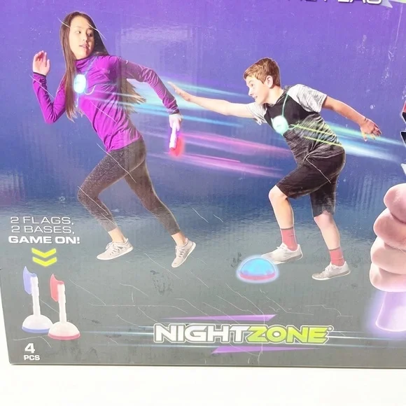 Toysmith Nightzone Capture The Flag Game NEW - Picture 2 of 12